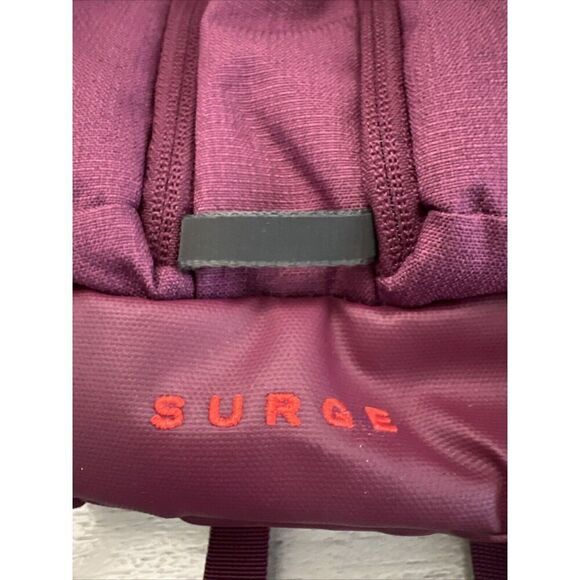 The North Face Surge Laptop Backpack Boysenberry/Fiery Red 31L Large NEW - Picture 13 of 16